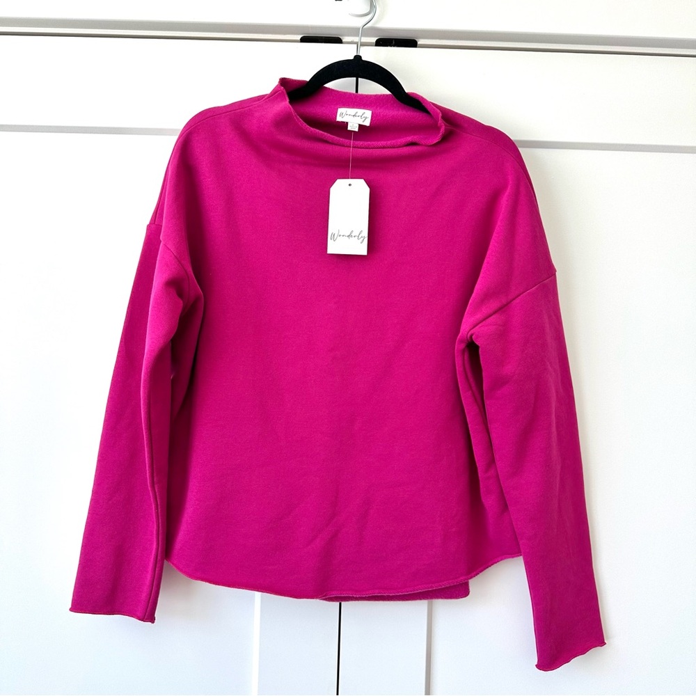 Wonderly mock neck fuchsia pullover